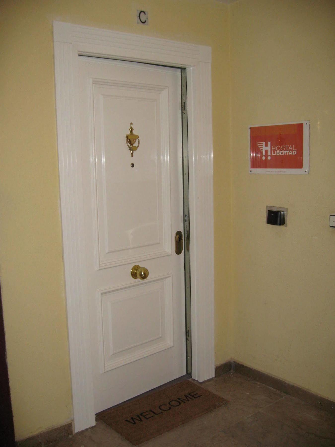 Hostal Libertad Gijón Exterior foto